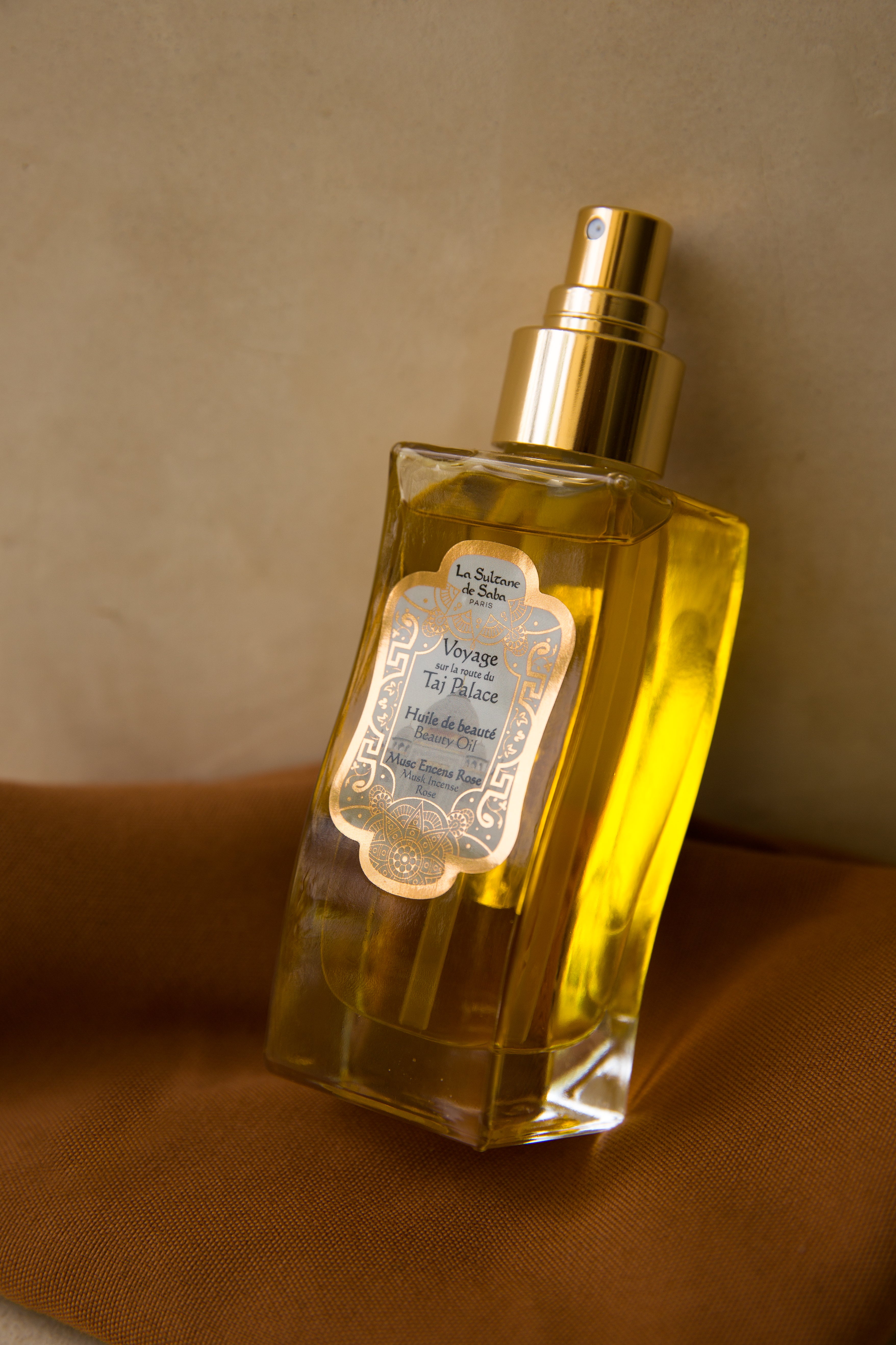 Huile de beauté – Rose, musc et encens – Voyage au palais Taj