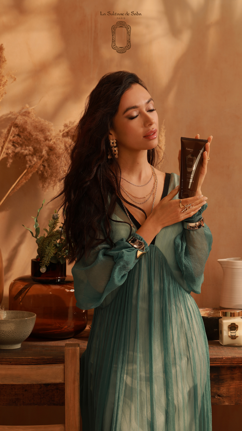 Gommage protéiné de soie - Ambre musc et bois de santal - Voyage oriental