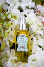 Beauty Oil – Tiare Flower & Aloe Vera – lifestyle image