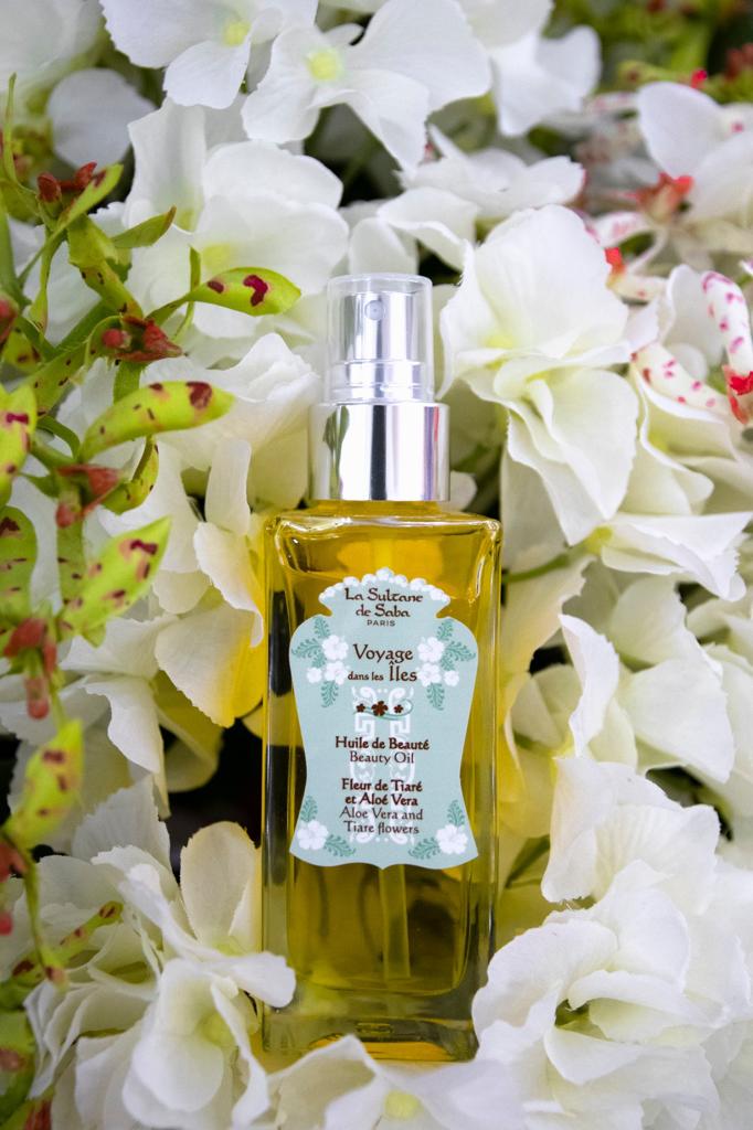 Beauty Oil – Tiare Flower & Aloe Vera – lifestyle image