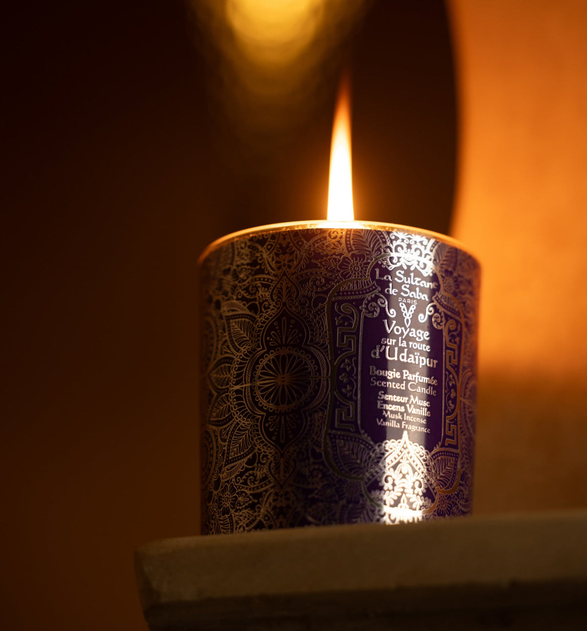 Candle – Musk Incense Vanilla — official lifestyle photograph